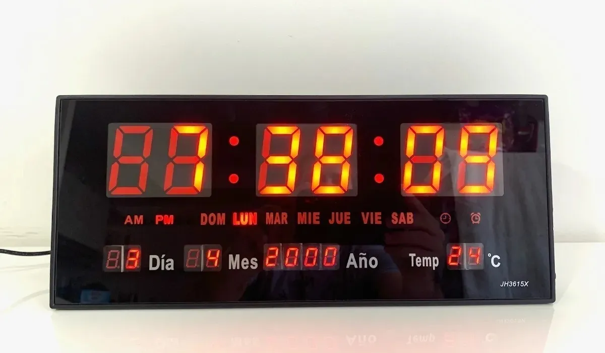 Reloj Digital Pared LED 36cm Alarma Calendario Temperatura - Imagen 4