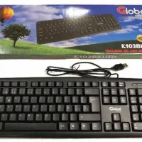 Teclado USB negro con distribución QWERTY español destacando la tecla Ñ.