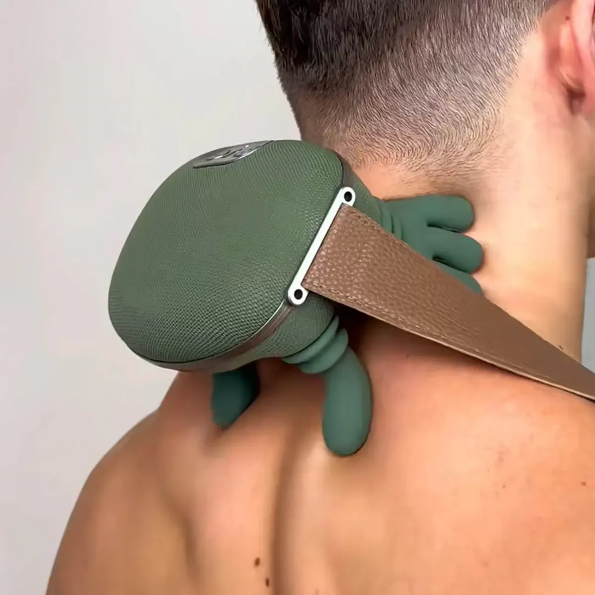 Masajeador Cervical Recargable Para Cuello Piernas Y Hombros - Imagen 3